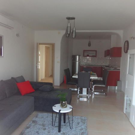 Apartman Bozic Apartment Kaštel Štafilić Екстериор снимка